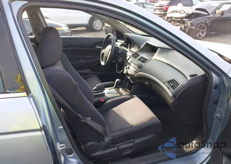 2011 Honda Accord 2.4 Lx from USA, damaged, VIN 1HGCP2F34BA083310